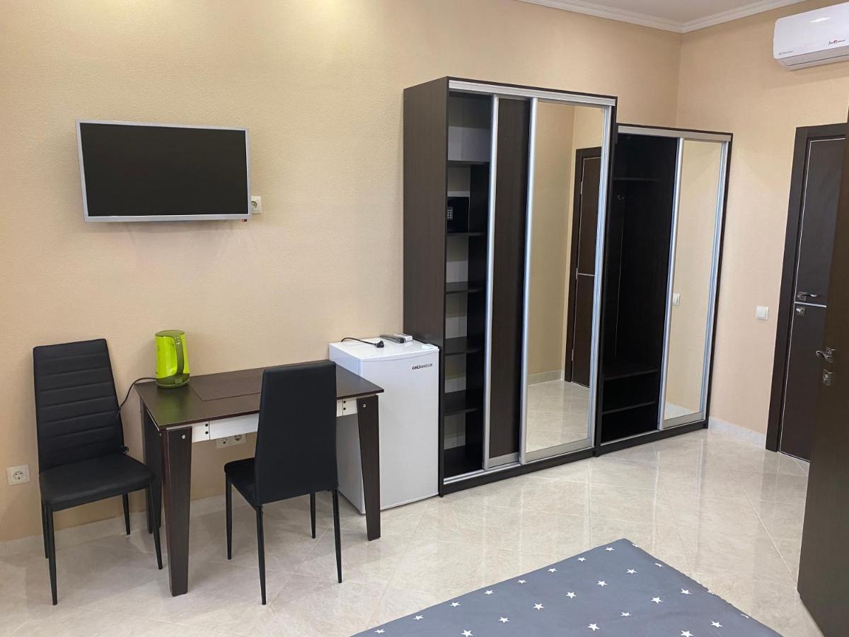 Міні-Готель "Кімната Комфорт" Odessa Ngoại thất bức ảnh